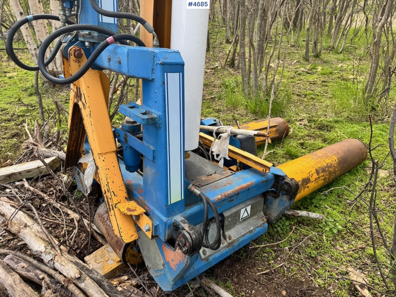 1991 Tellefsdal Auto-Wrap 1500 Round bale wrapper. - معدات تيبيس التبن: صورة 3 1991 Tellefsdal Auto-Wrap 1500 Round bale wrapper. - معدات تيبيس التبن: صورة 3