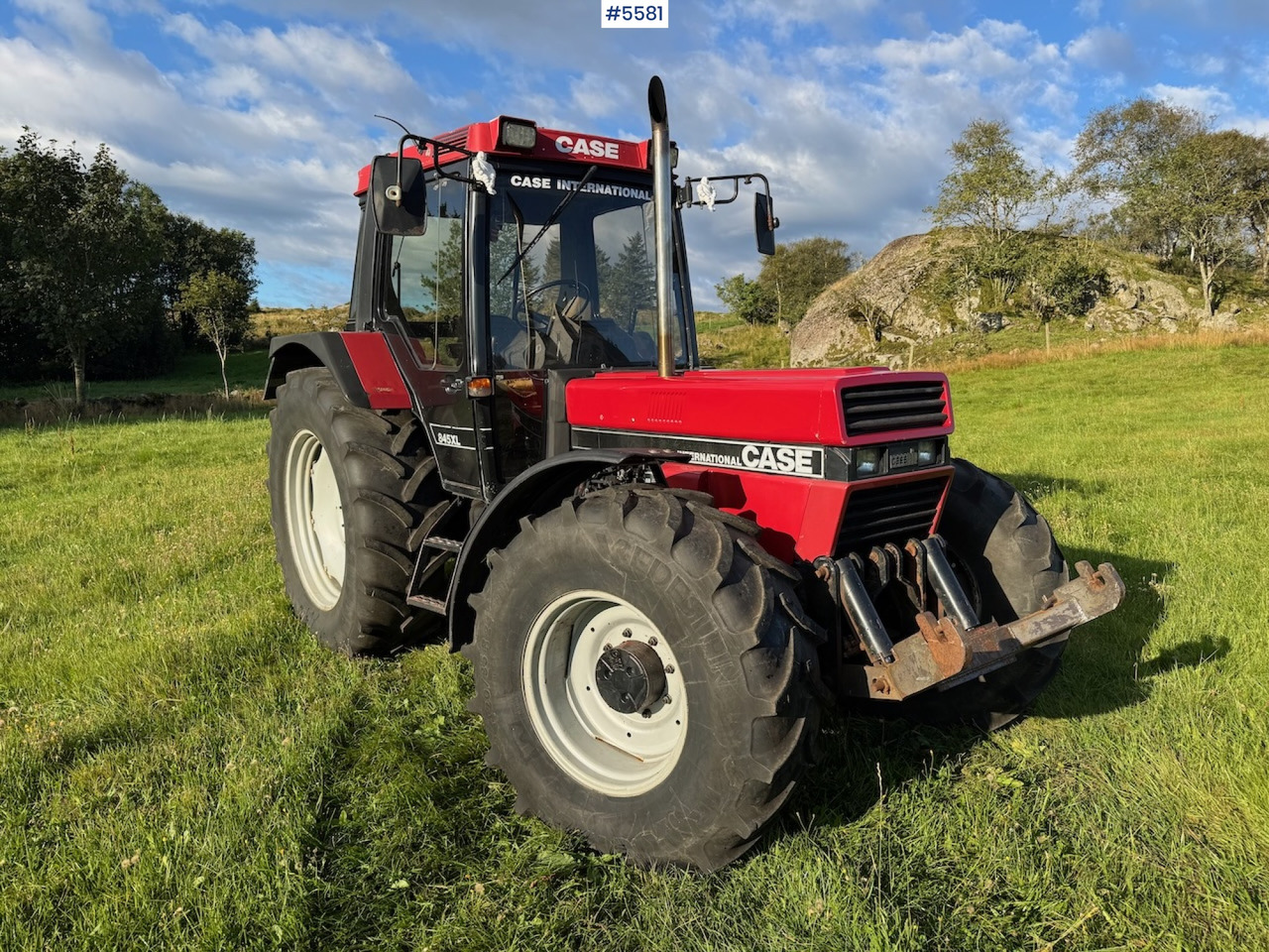 1992 Case IH 845 XL w/ front hydraulics - جرار: صورة 1 1992 Case IH 845 XL w/ front hydraulics - جرار: صورة 1