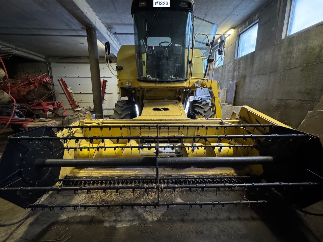 1992 New Holland TC52 Combine - حصادة موحَّدة: صورة 5 1992 New Holland TC52 Combine - حصادة موحَّدة: صورة 5