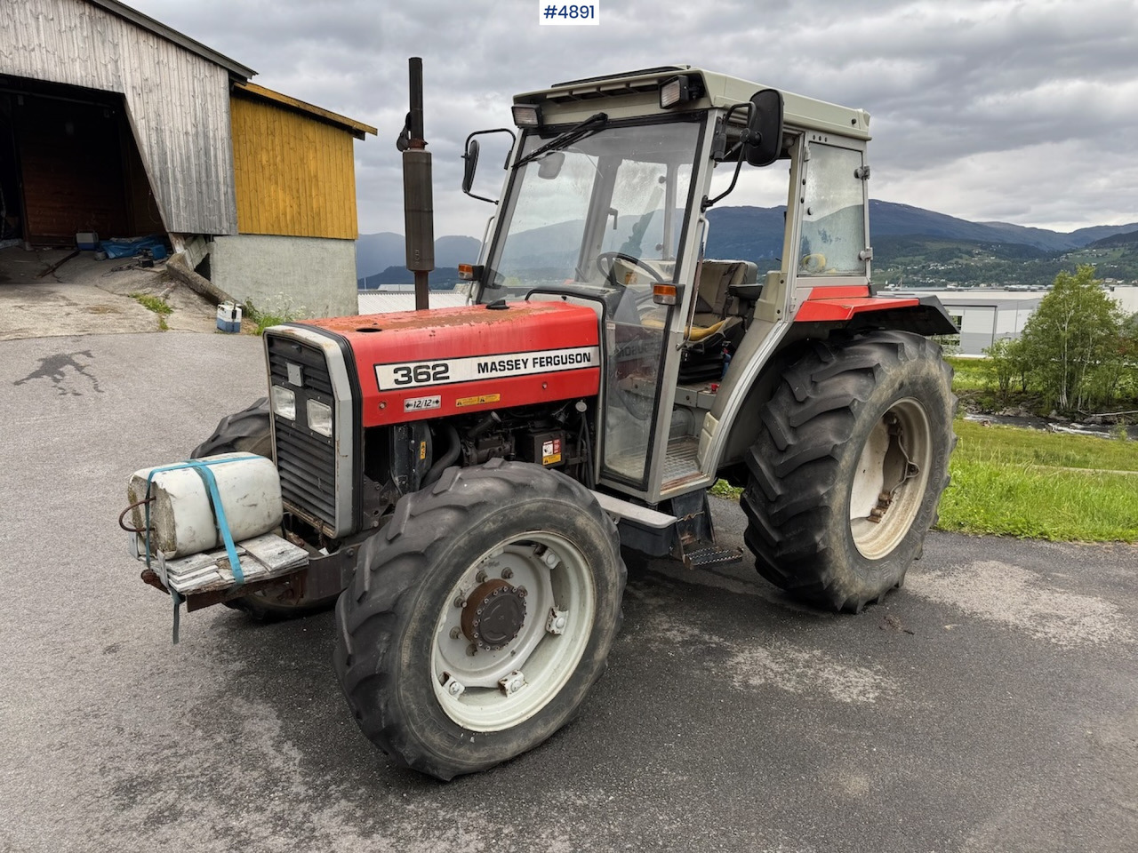 1993 Massey Ferguson 362 - جرار: صورة 1 1993 Massey Ferguson 362 - جرار: صورة 1