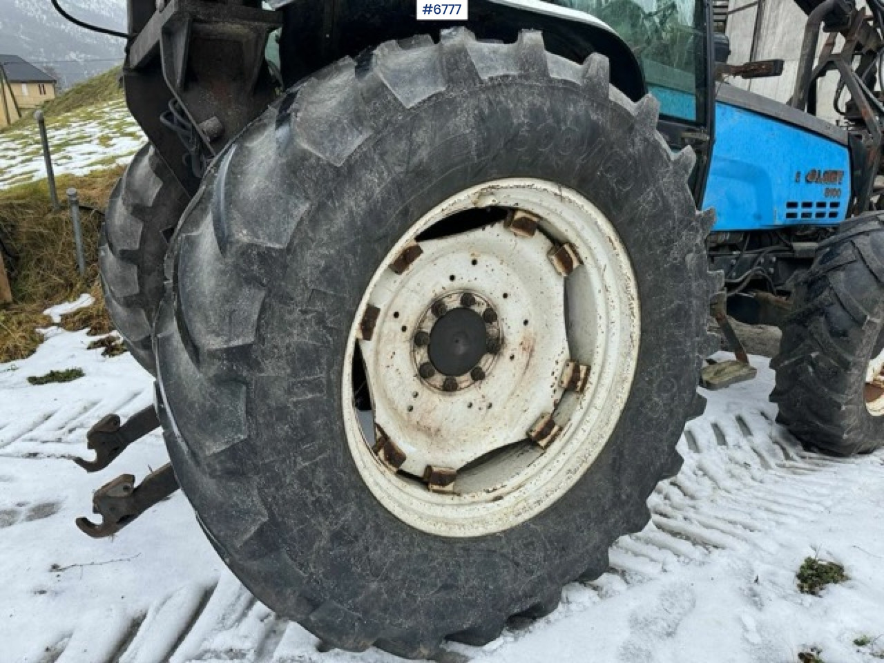 جرار 1993 Valmet 8100 with Hiab FMV crane and log trailer: صورة 26