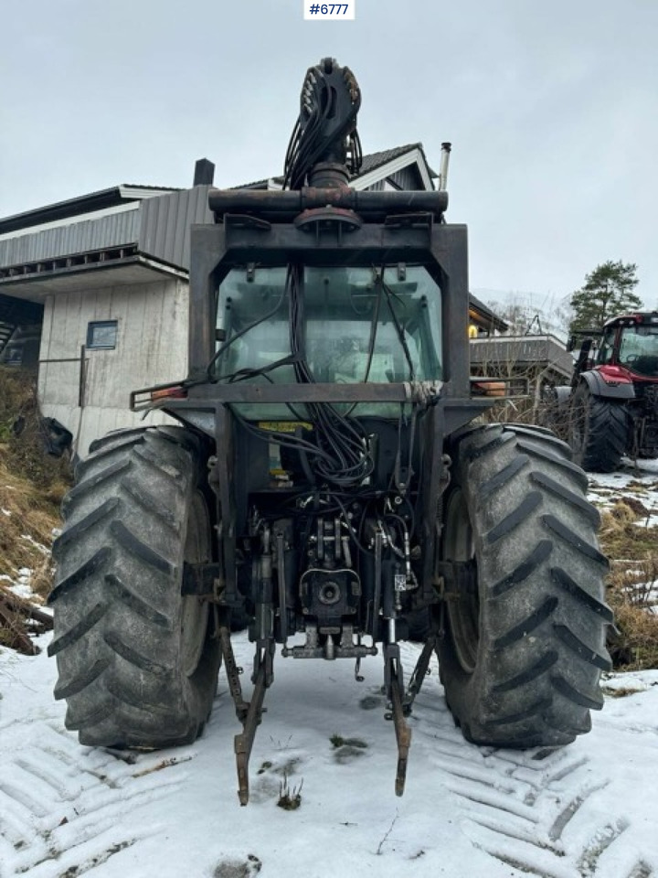 جرار 1993 Valmet 8100 with Hiab FMV crane and log trailer: صورة 9