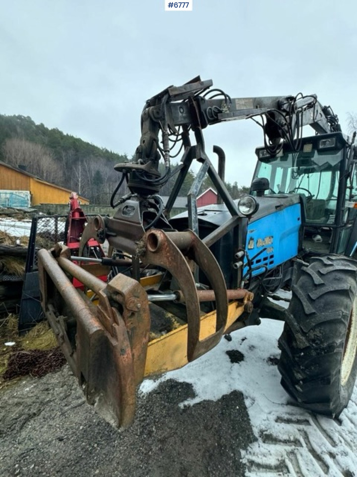 جرار 1993 Valmet 8100 with Hiab FMV crane and log trailer: صورة 7