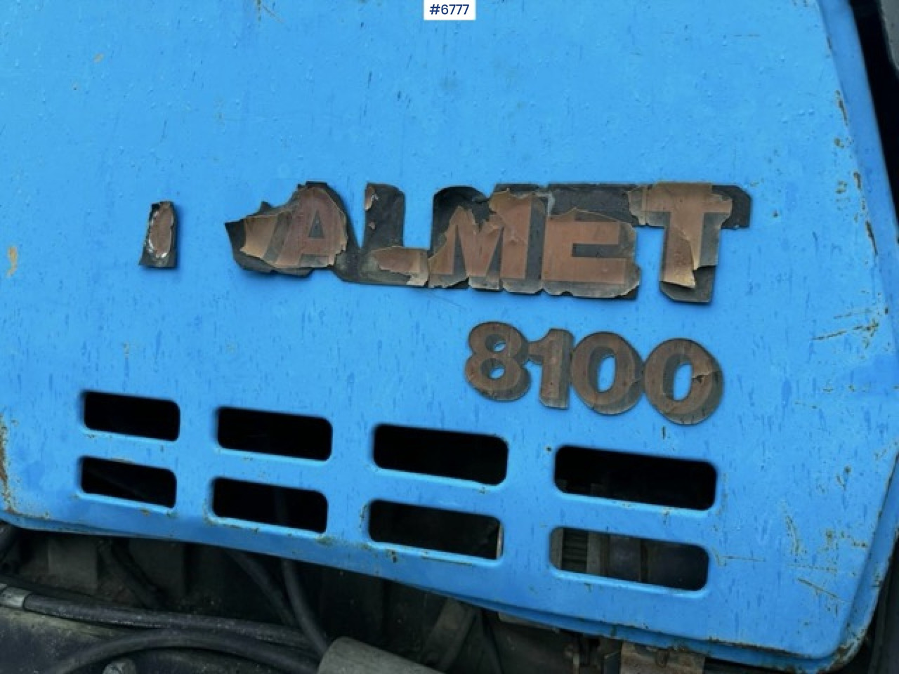 جرار 1993 Valmet 8100 with Hiab FMV crane and log trailer: صورة 23