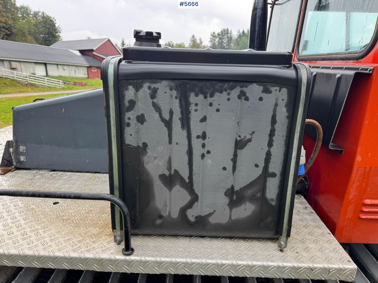 1994 Pisten Bully 150D w/ track layer and milling machine - آلية المنفعة/ مركبة خاصة: صورة 2 1994 Pisten Bully 150D w/ track layer and milling machine - آلية المنفعة/ مركبة خاصة: صورة 2