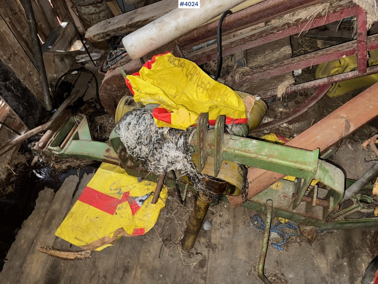 1994 Serigstad 35 harvester with tractor part - معدات تيبيس التبن: صورة 5 1994 Serigstad 35 harvester with tractor part - معدات تيبيس التبن: صورة 5