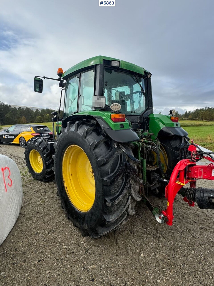 1996 John Deere 6400 4x4 w/ front loader. 1996 John Deere 6400 4x4 w/ front loader.: صورة 8