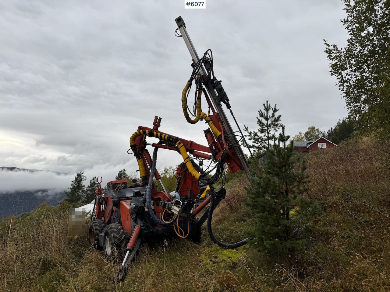 1997 Tamrock Commando 300 - برج الحفر: صورة 4 1997 Tamrock Commando 300 - برج الحفر: صورة 4