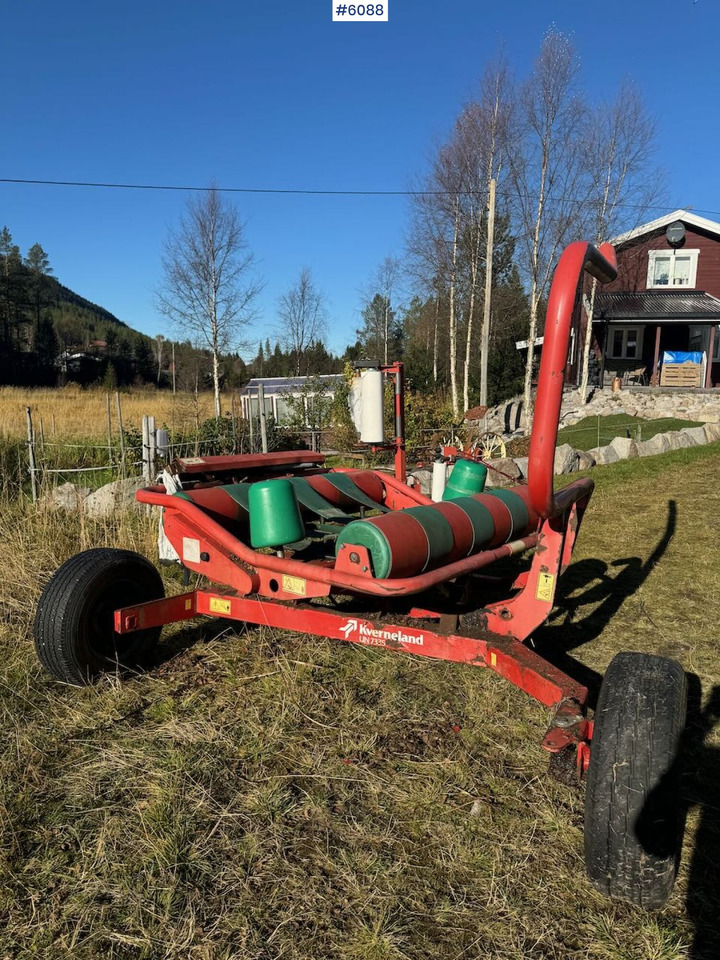 1998 Kverneland 7335 Round bale wrapper - معدات تيبيس التبن: صورة 1 1998 Kverneland 7335 Round bale wrapper - معدات تيبيس التبن: صورة 1