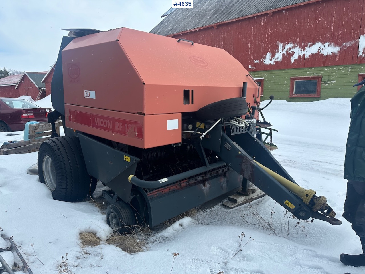 1998 Vicon RF 130 Round baler. - معدات تيبيس التبن: صورة 2 1998 Vicon RF 130 Round baler. - معدات تيبيس التبن: صورة 2