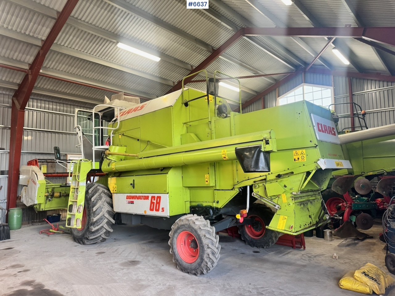1999 Claas Dominator 68 S combine harvester with twin wheels. Well-maintained / Recently upgraded! - حصادة موحَّدة: صورة 4 1999 Claas Dominator 68 S combine harvester with twin wheels. Well-maintained / Recently upgraded! - حصادة موحَّدة: صورة 4