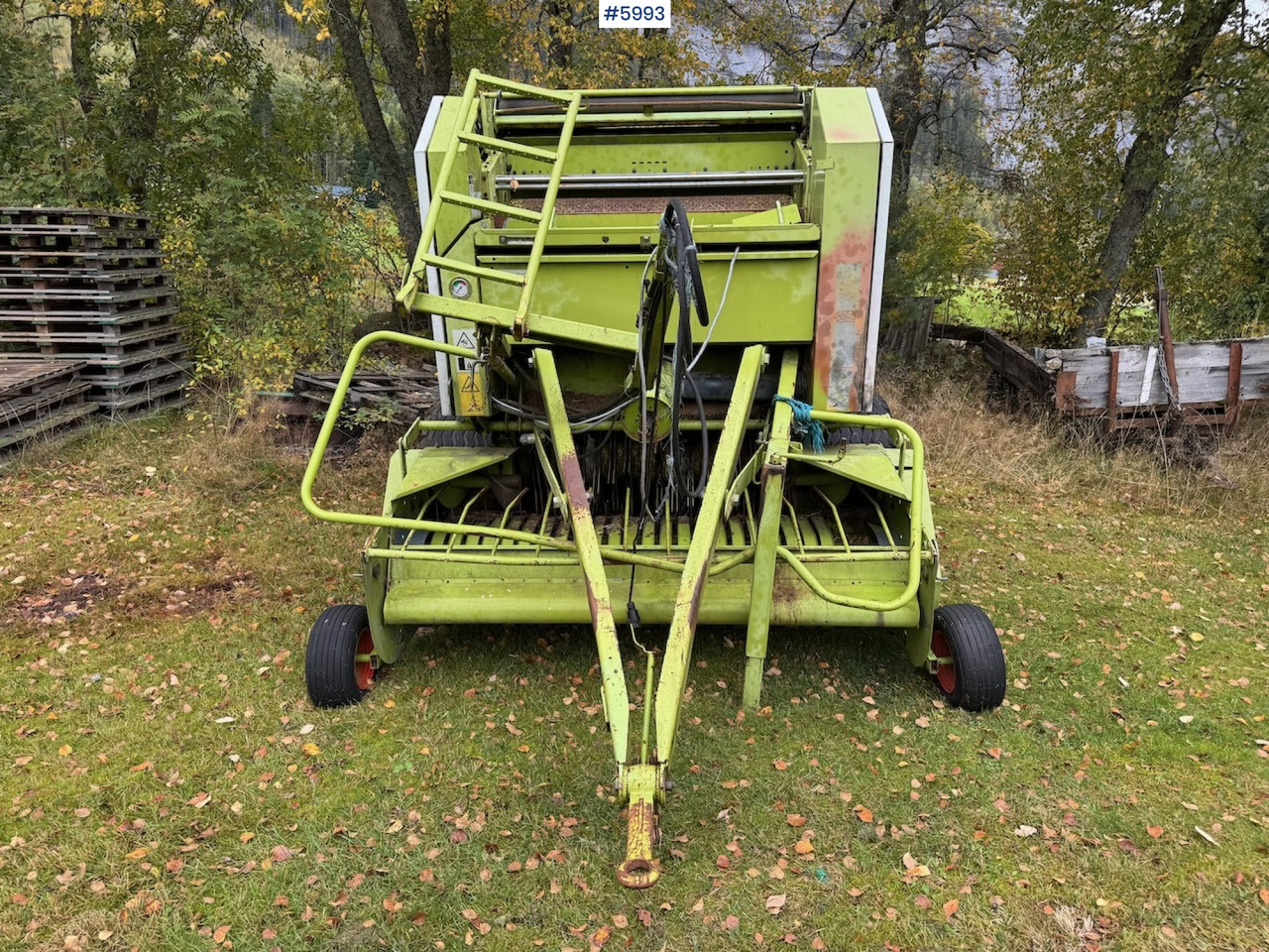 1999 Claas Rollant 46 Rotocut and a dividing baler. - معدات تيبيس التبن: صورة 2 1999 Claas Rollant 46 Rotocut and a dividing baler. - معدات تيبيس التبن: صورة 2