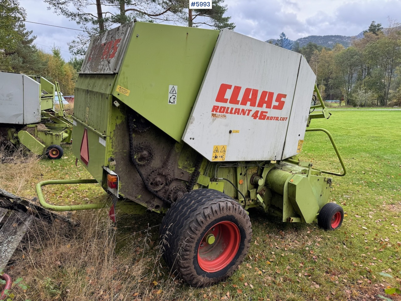 1999 Claas Rollant 46 Rotocut and a dividing baler. - معدات تيبيس التبن: صورة 5 1999 Claas Rollant 46 Rotocut and a dividing baler. - معدات تيبيس التبن: صورة 5
