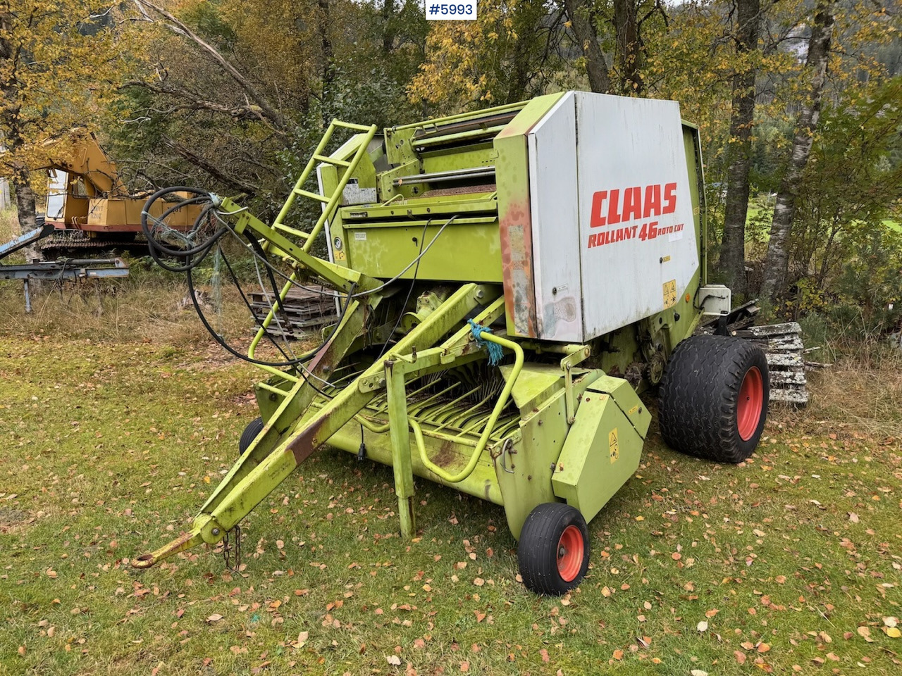 1999 Claas Rollant 46 Rotocut and a dividing baler. - معدات تيبيس التبن: صورة 1 1999 Claas Rollant 46 Rotocut and a dividing baler. - معدات تيبيس التبن: صورة 1