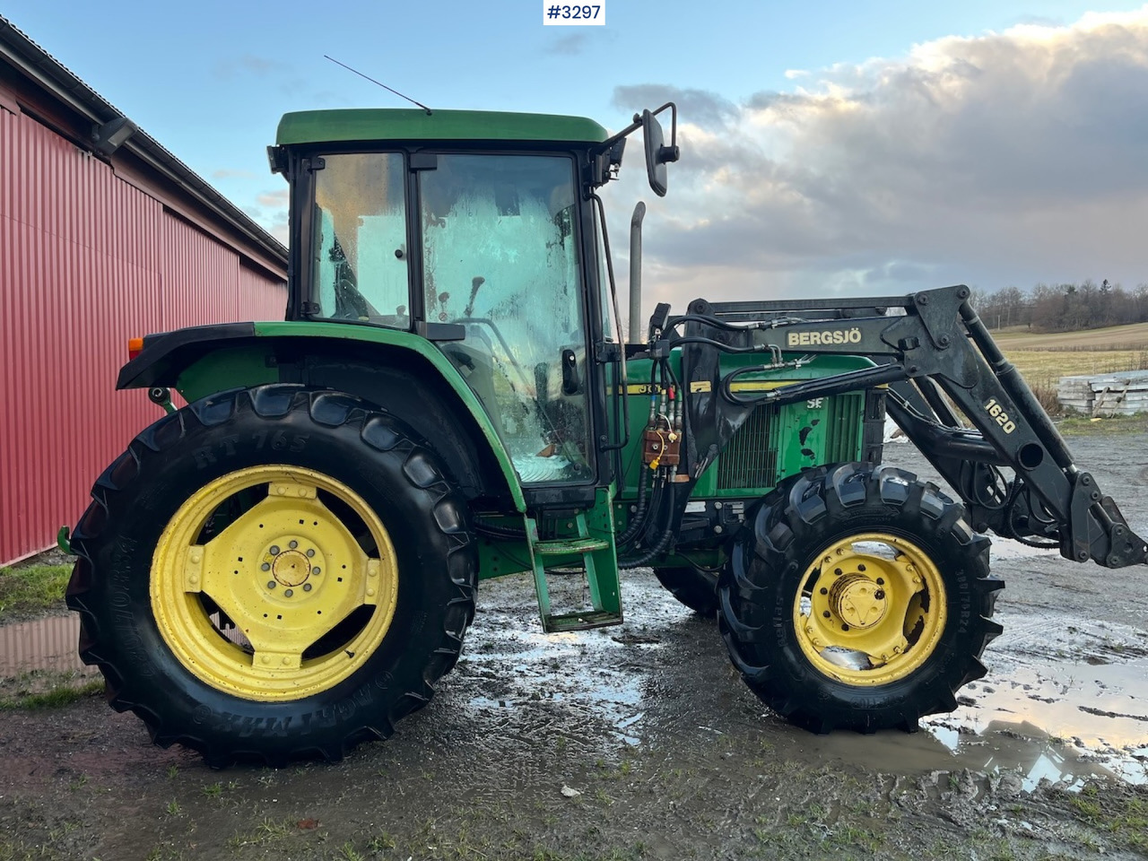 1999 John Deere 6210 SE with Front Loader - جرار: صورة 5 1999 John Deere 6210 SE with Front Loader - جرار: صورة 5