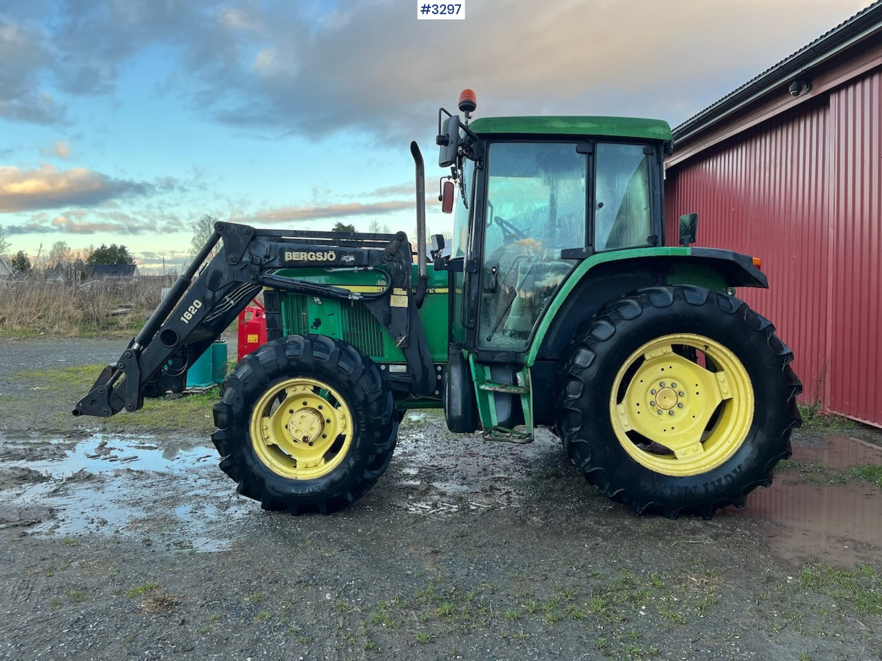 1999 John Deere 6210 SE with Front Loader - جرار: صورة 2 1999 John Deere 6210 SE with Front Loader - جرار: صورة 2