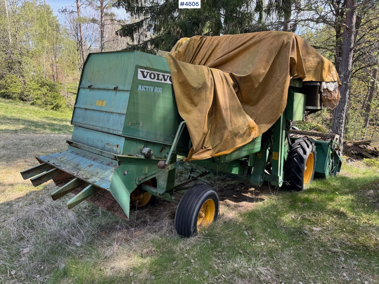 حصادة موحَّدة 2 Volvo BM Aktiv 800 threshers: صورة 15