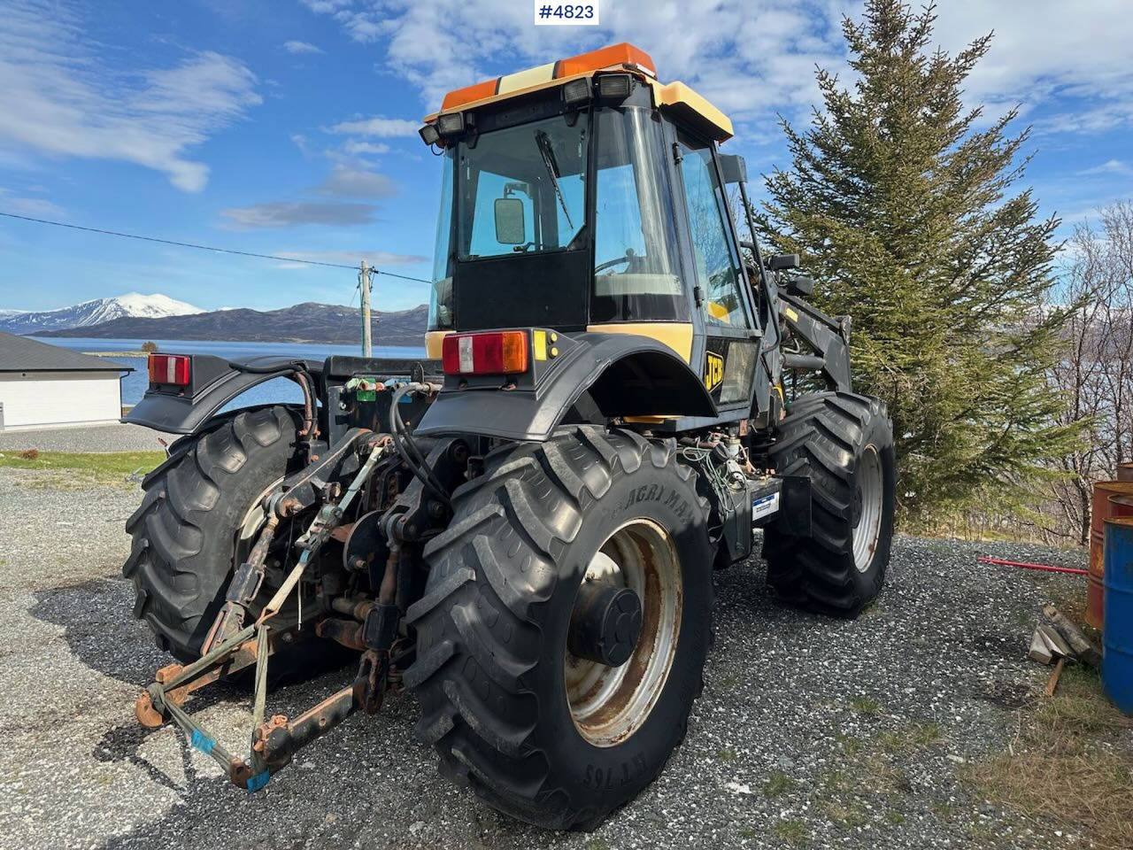2000 JCB Fastrac 4x4 tractor w/ loader, 2 new tires, gravel bucket or snow bucket. WATCH VIDEO. - جرار: صورة 5 2000 JCB Fastrac 4x4 tractor w/ loader, 2 new tires, gravel bucket or snow bucket. WATCH VIDEO. - جرار: صورة 5