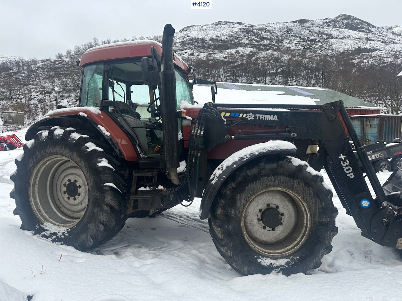 2002 CASE MX 135 MAXXUM 4x4 tractor with front loader. - جرار: صورة 1 2002 CASE MX 135 MAXXUM 4x4 tractor with front loader. - جرار: صورة 1