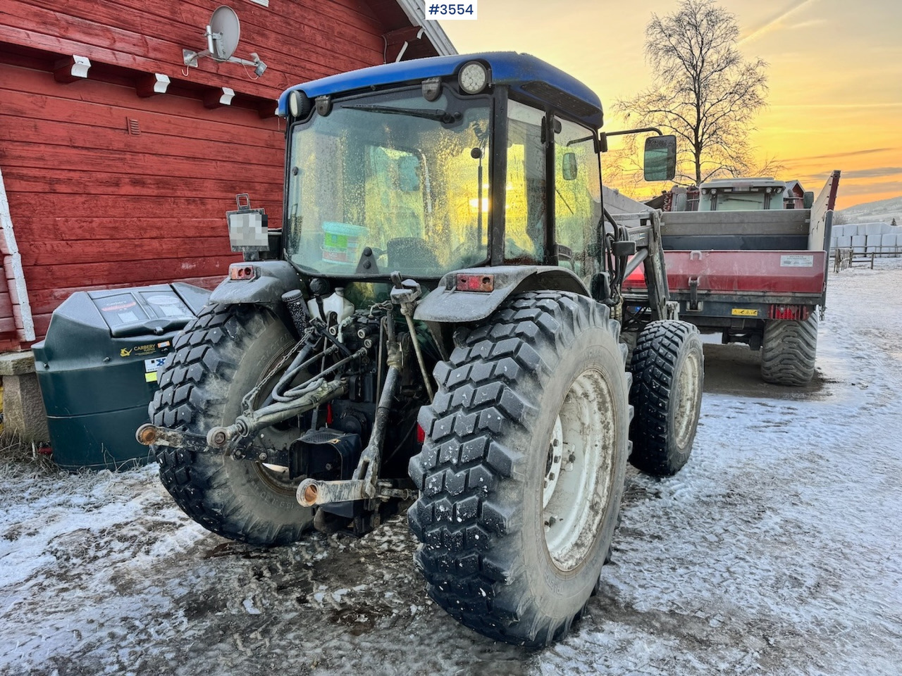 2003 New Holland TN75D 4x4 w/ Front Loader. 4000 hours! - جرار: صورة 4 2003 New Holland TN75D 4x4 w/ Front Loader. 4000 hours! - جرار: صورة 4