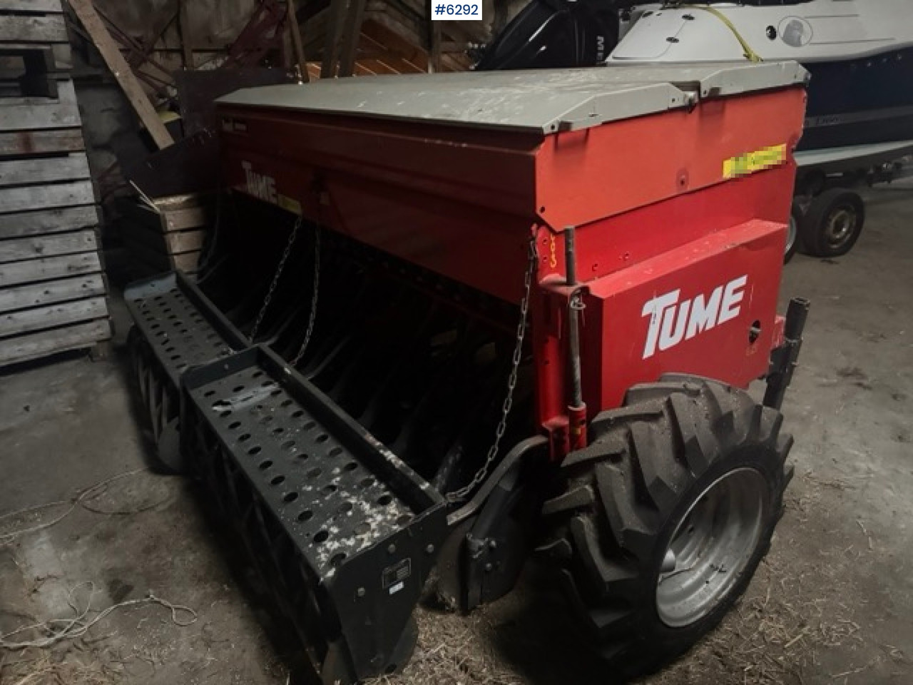 2003 Tume KL 2500 Combination Seed Drill - آلة البذار متعددة الوظائف: صورة 4 2003 Tume KL 2500 Combination Seed Drill - آلة البذار متعددة الوظائف: صورة 4