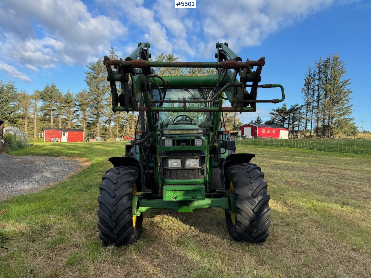 2004 John Deere 6220 w/front loader - جرار: صورة 3 2004 John Deere 6220 w/front loader - جرار: صورة 3