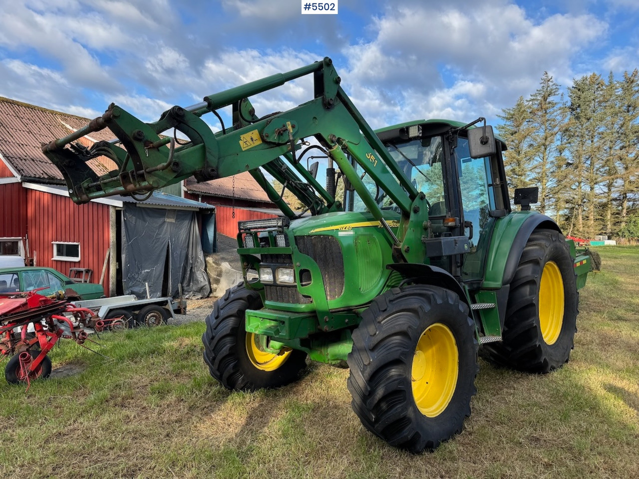 2004 John Deere 6220 w/front loader - جرار: صورة 2 2004 John Deere 6220 w/front loader - جرار: صورة 2