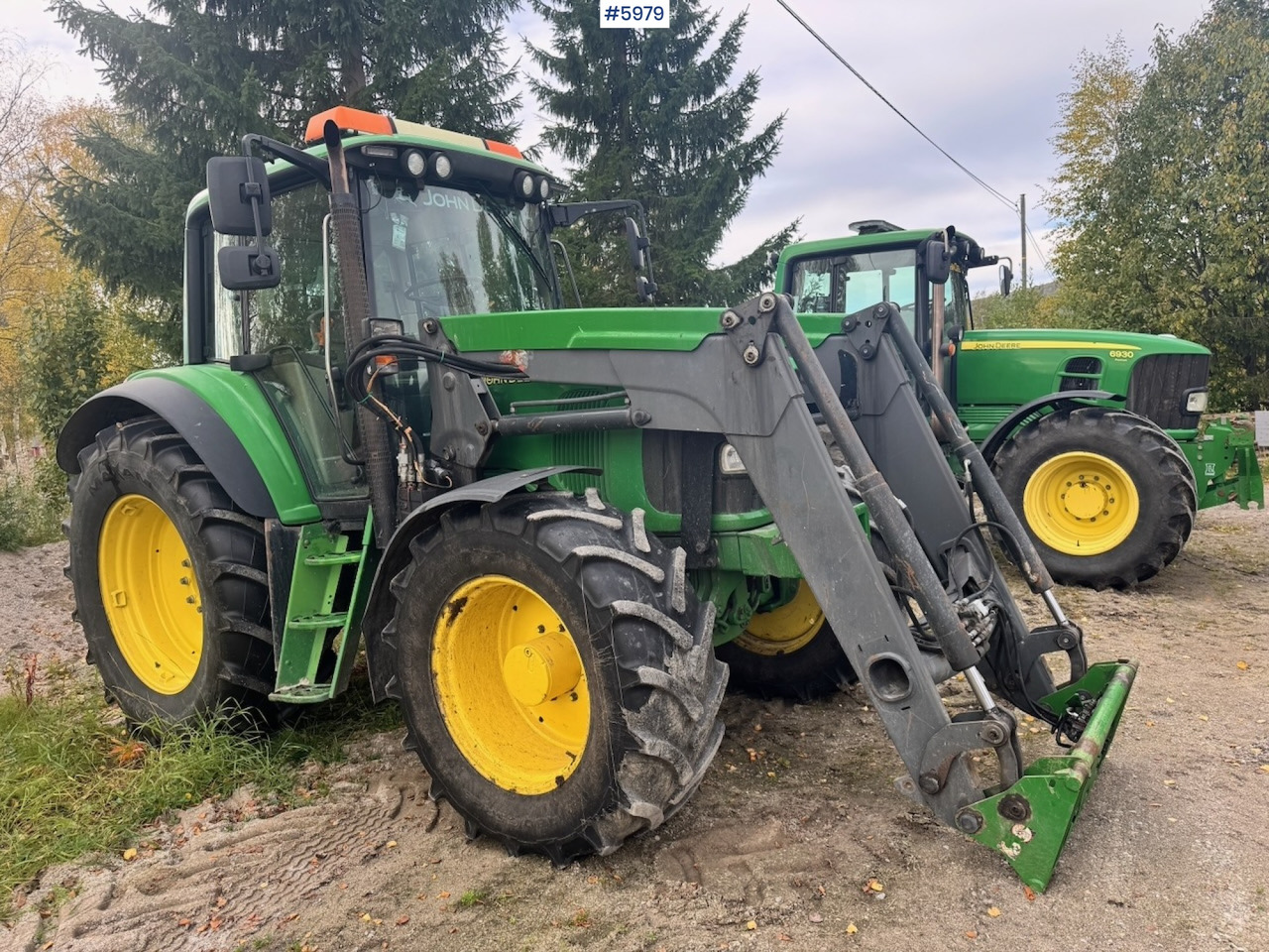 2005 John Deere 6420 with Front Loader - جرار: صورة 2 2005 John Deere 6420 with Front Loader - جرار: صورة 2