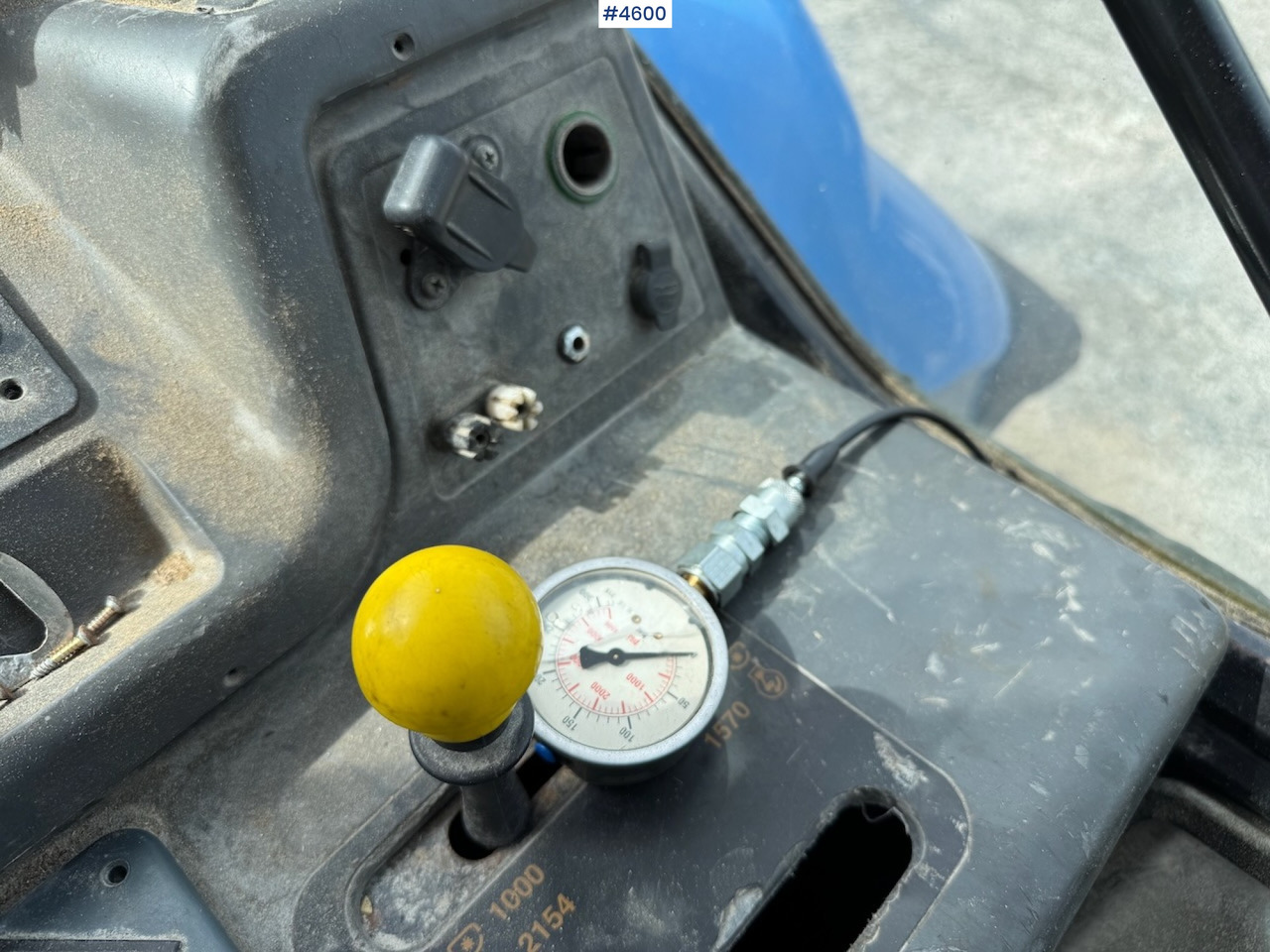 جرار 2005 New Holland TM190 w/front loader: صورة 19