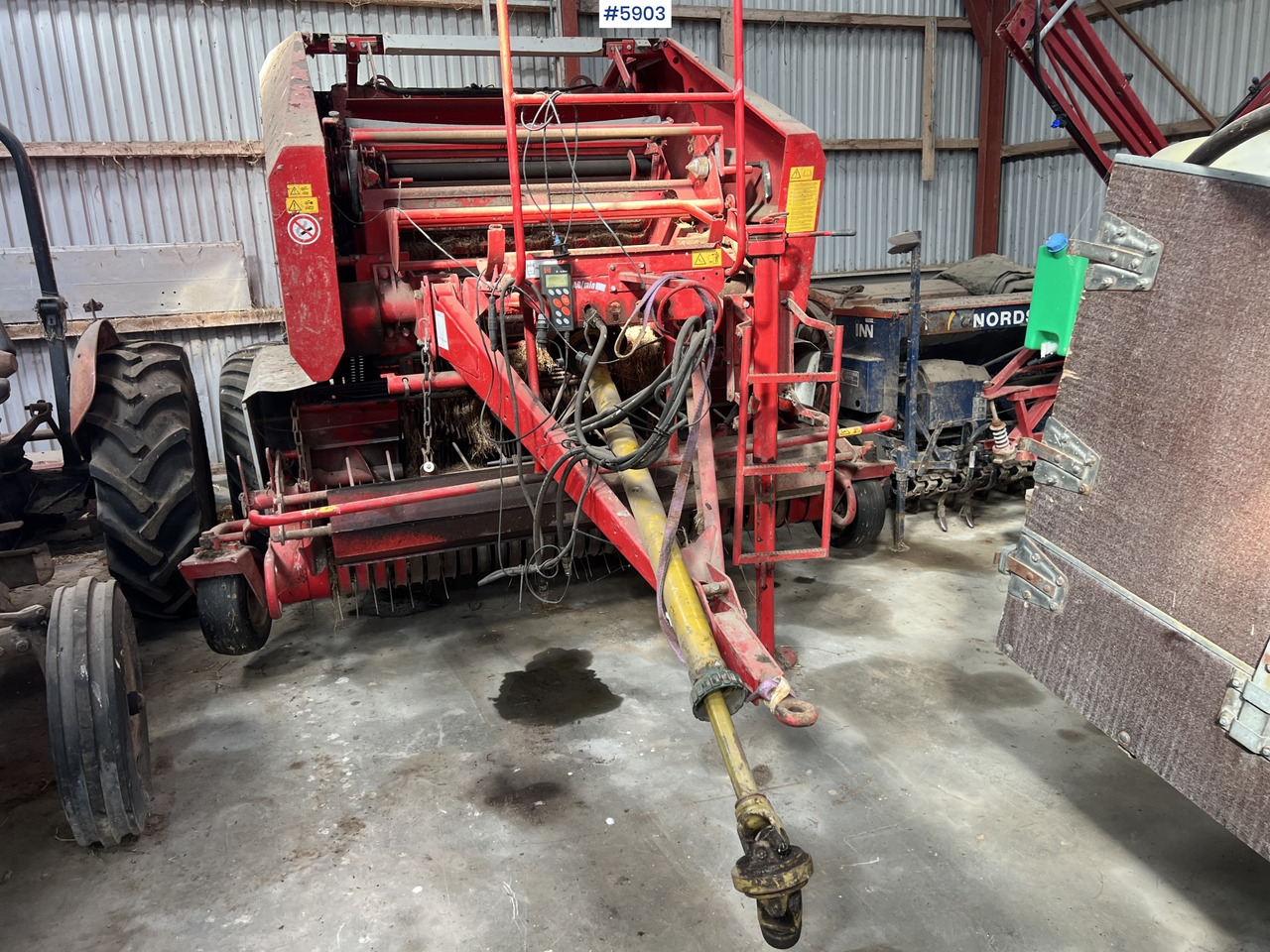 2005 Welger RP 235 press w/ net - معدات تيبيس التبن: صورة 1 2005 Welger RP 235 press w/ net - معدات تيبيس التبن: صورة 1