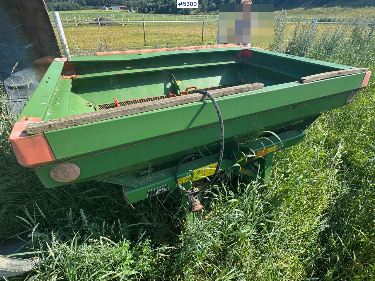 2006 Amazone ZA-X Perfect S 350 fertilizer spreader - آلة رش السماد: صورة 1 2006 Amazone ZA-X Perfect S 350 fertilizer spreader - آلة رش السماد: صورة 1