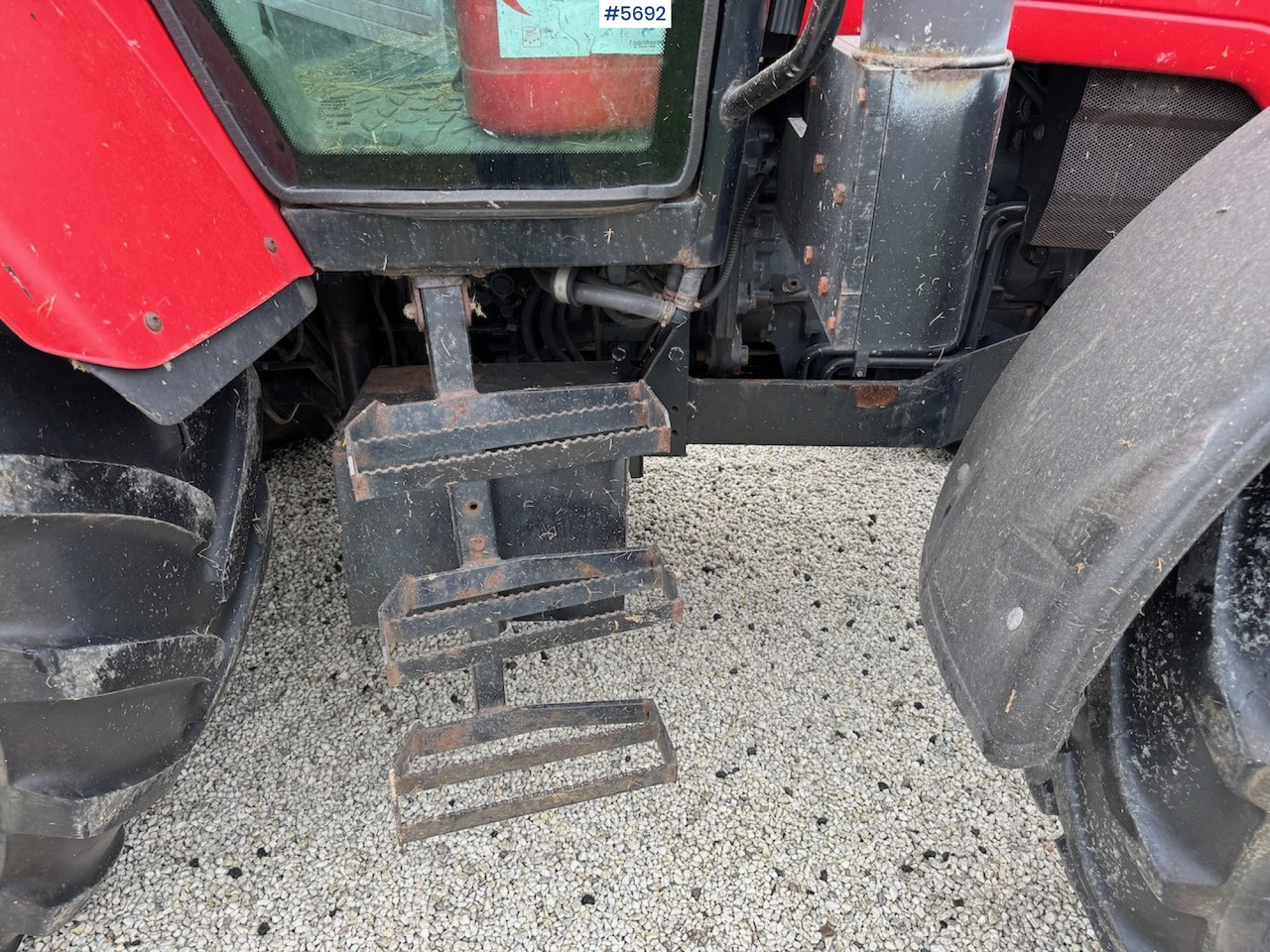 جرار 2006 Massey Ferguson 6470 w/ front hydraulics.: صورة 18 جرار 2006 Massey Ferguson 6470 w/ front hydraulics.: صورة 18