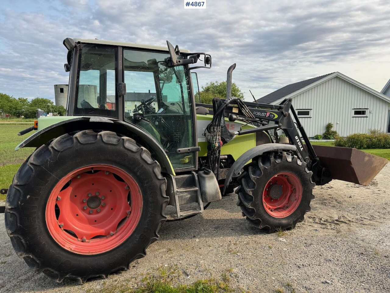 2007 Claas Celtis 446 with front loader, pallet forks, and bucket - جرار: صورة 3 2007 Claas Celtis 446 with front loader, pallet forks, and bucket - جرار: صورة 3