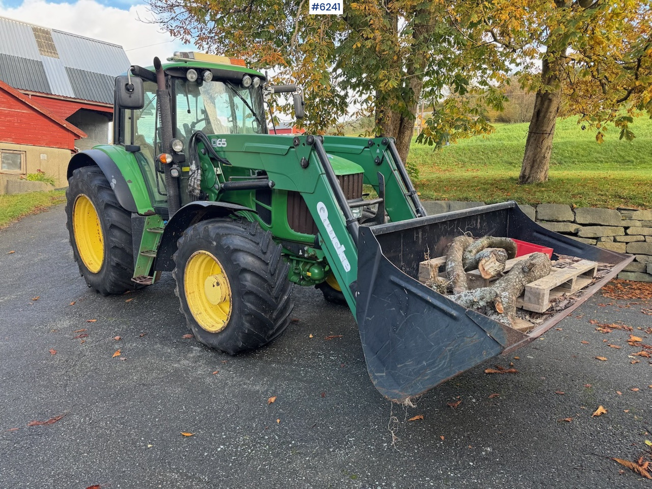 2007 John Deere 6530 w/ AutoPower and front loader. - جرار: صورة 1 2007 John Deere 6530 w/ AutoPower and front loader. - جرار: صورة 1