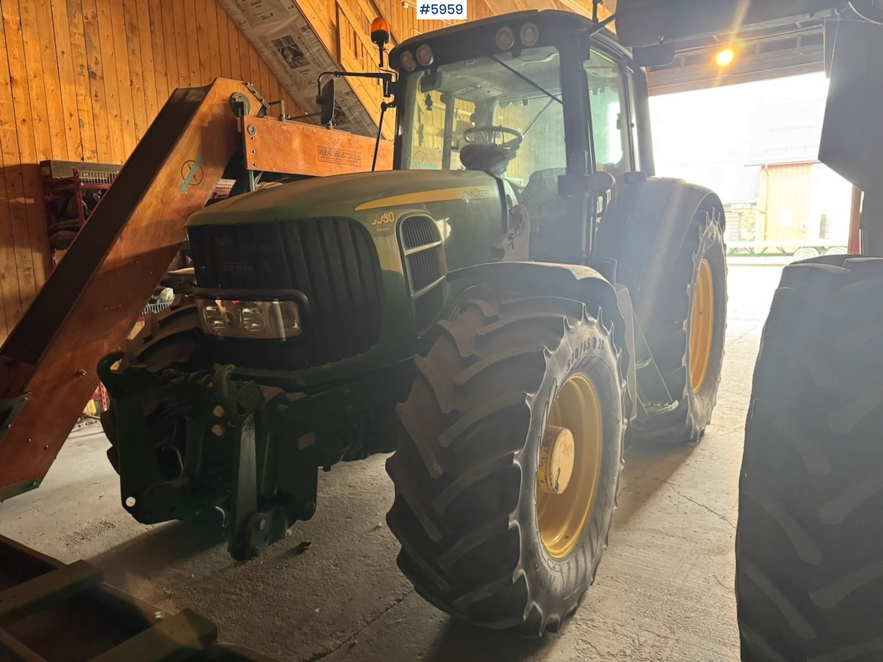 2007 John Deere 6930 w/ Front loader, hydraulics and Front PTO. Rep object. - جرار: صورة 1 2007 John Deere 6930 w/ Front loader, hydraulics and Front PTO. Rep object. - جرار: صورة 1