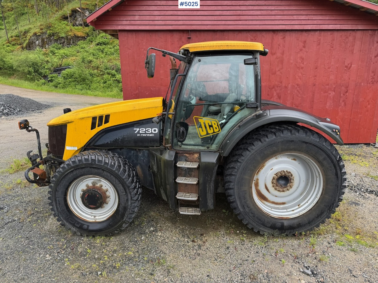 2008 JCB Fastrac 7230 P-Tronic w/Front hydraulics and PTO. - جرار: صورة 3 2008 JCB Fastrac 7230 P-Tronic w/Front hydraulics and PTO. - جرار: صورة 3