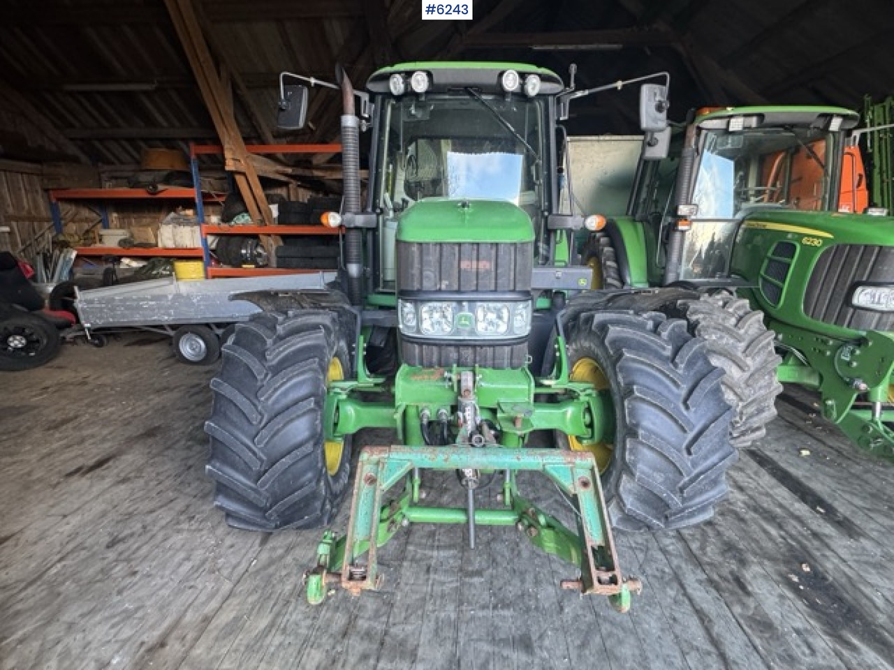 2008 John Deere 6230 Premium (114 hp) – Only 2,402 hours! - جرار: صورة 4 2008 John Deere 6230 Premium (114 hp) – Only 2,402 hours! - جرار: صورة 4