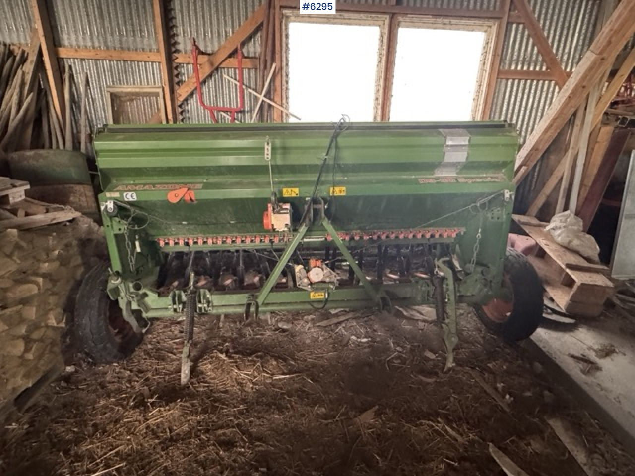 2009 Amazone D9-30 Special Seed Drill - آلة البذر: صورة 2 2009 Amazone D9-30 Special Seed Drill - آلة البذر: صورة 2