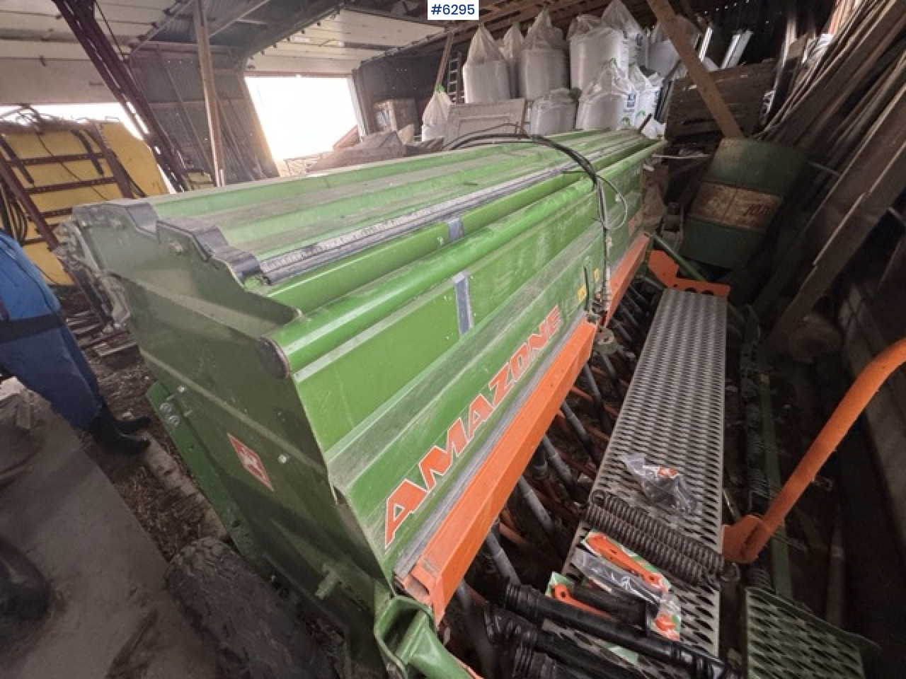 2009 Amazone D9-30 Special Seed Drill - آلة البذر: صورة 1 2009 Amazone D9-30 Special Seed Drill - آلة البذر: صورة 1