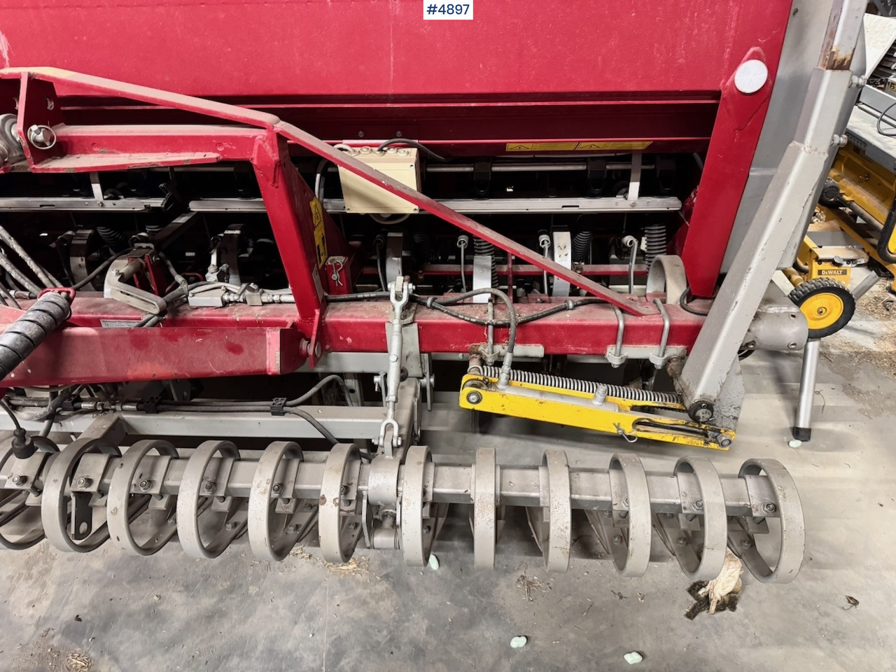 2009 Kongskilde Combiseed HT3000S Seeder. - آلة البذار متعددة الوظائف: صورة 4 2009 Kongskilde Combiseed HT3000S Seeder. - آلة البذار متعددة الوظائف: صورة 4