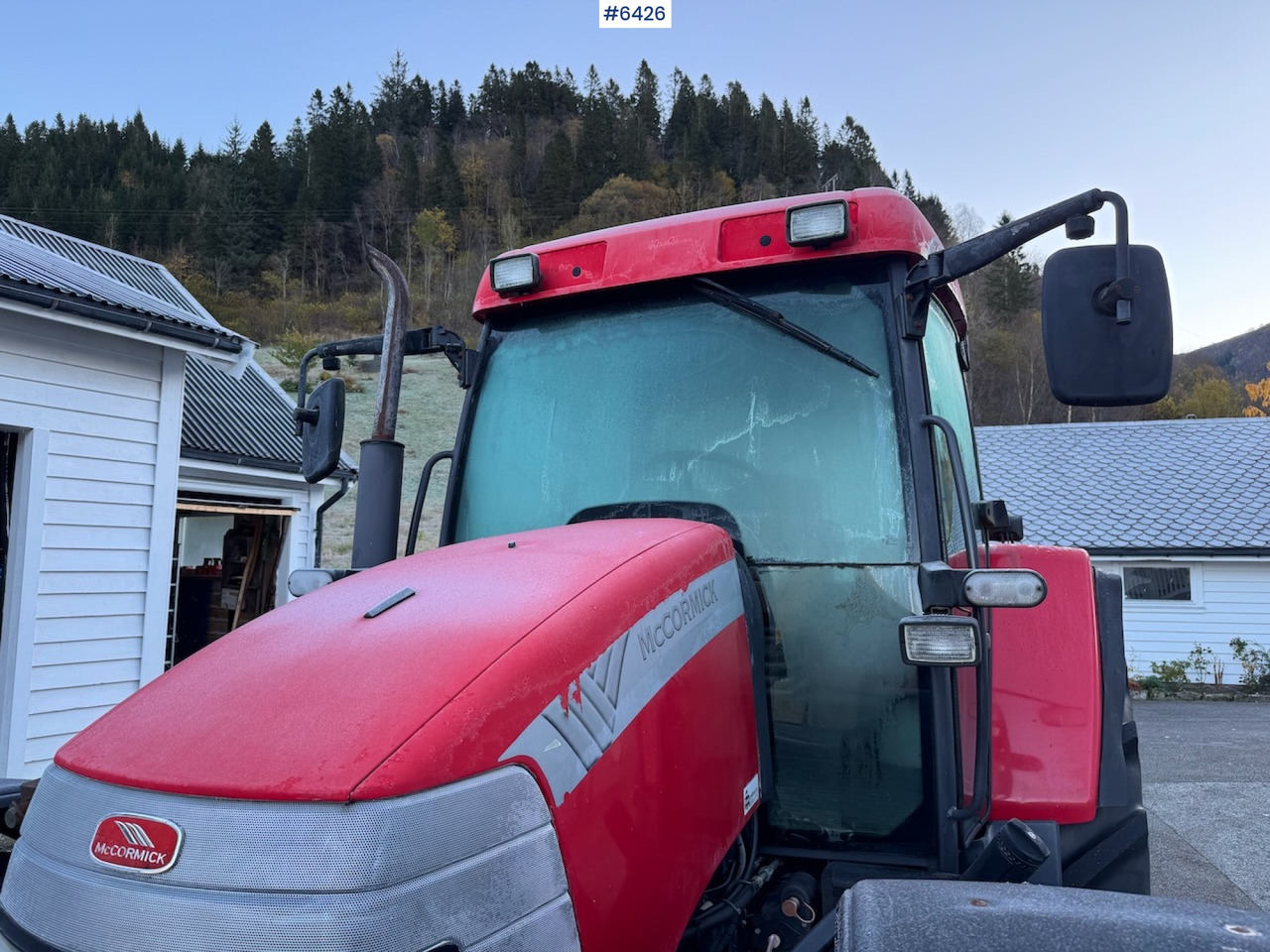 2010 McCormick MC130 Low hours! - جرار: صورة 3 2010 McCormick MC130 Low hours! - جرار: صورة 3