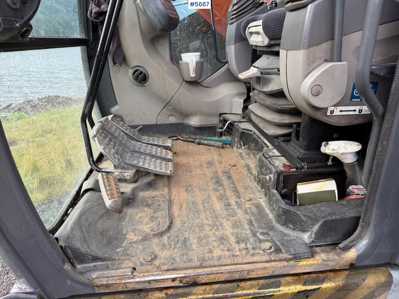 حفارة 2011 Hitachi ZX 85 US-3 w/rotor tilt and buckets: صورة 9