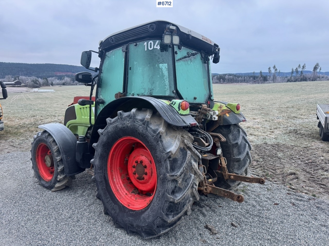 2012 Claas 220 Elios w/ Front hydraulics. 4200 hours! - جرار: صورة 4 2012 Claas 220 Elios w/ Front hydraulics. 4200 hours! - جرار: صورة 4