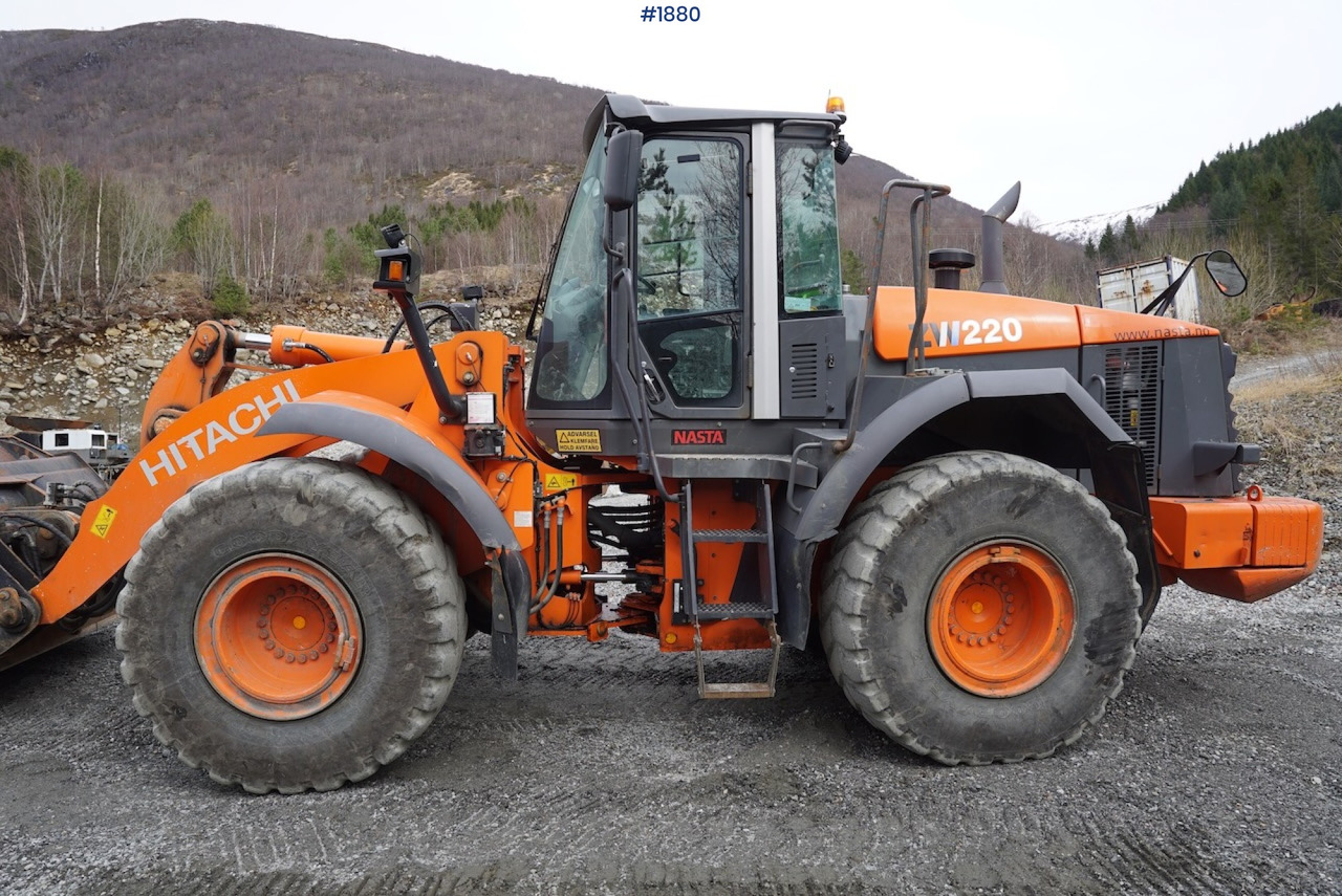 2012 Hitachi ZW220 - اللودر بعجل: صورة 3 2012 Hitachi ZW220 - اللودر بعجل: صورة 3
