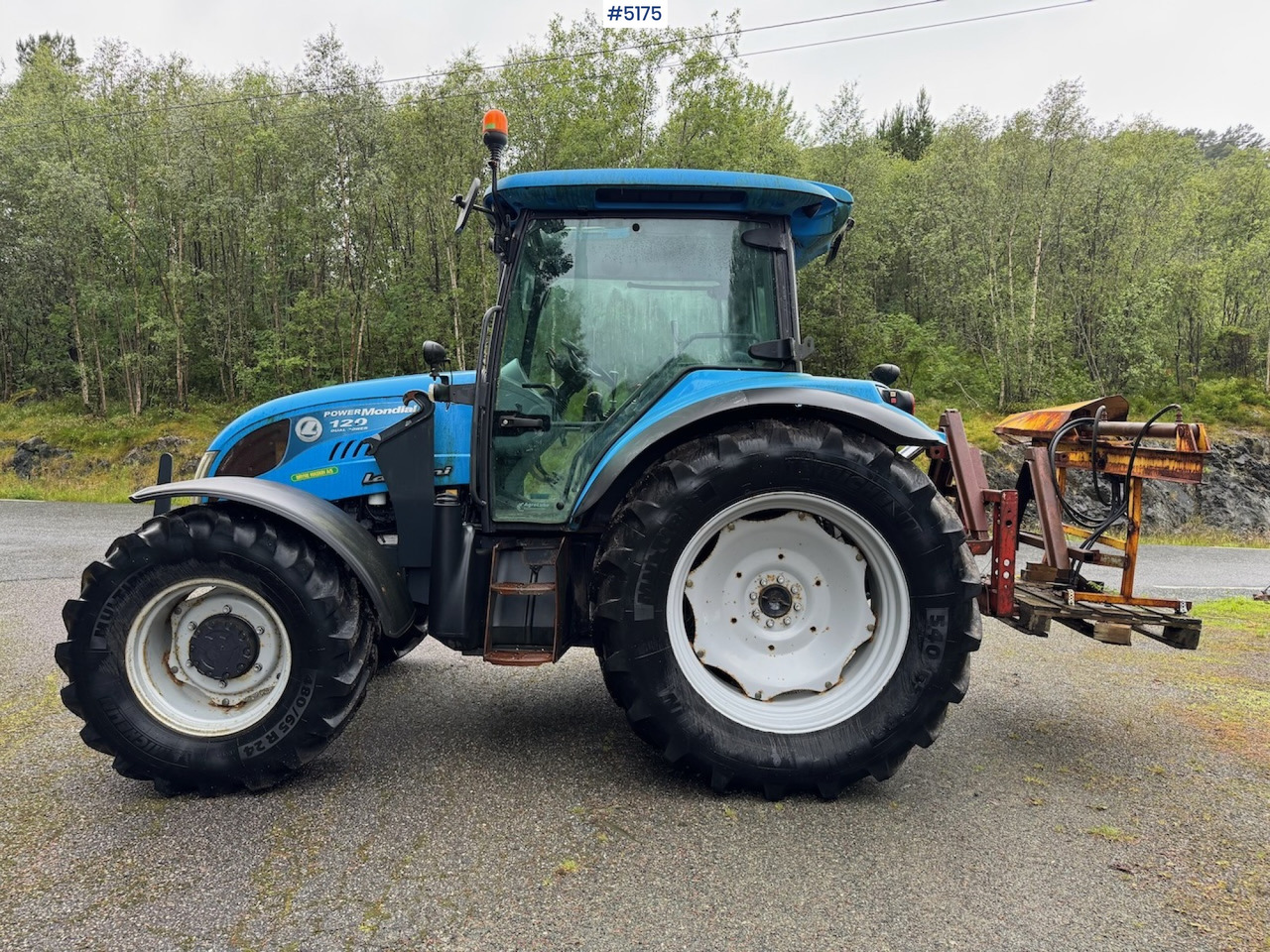 2013 Landini Powermondial 120 w/front loader and some equipment. Low hours! - جرار: صورة 4 2013 Landini Powermondial 120 w/front loader and some equipment. Low hours! - جرار: صورة 4