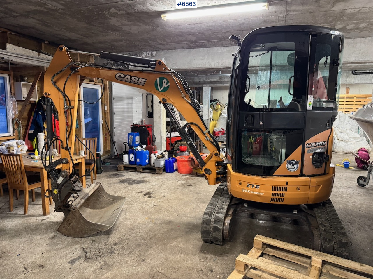 2014 Case CX 30B S2 ZTS w/ 3 buckets, grapple and trailer. - حفارة: صورة 3 2014 Case CX 30B S2 ZTS w/ 3 buckets, grapple and trailer. - حفارة: صورة 3