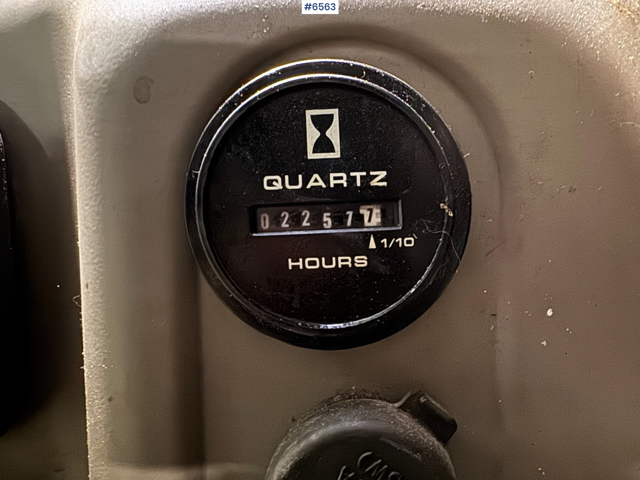 2014 Case CX 30B S2 ZTS w/ 3 buckets, grapple and trailer. 2014 Case CX 30B S2 ZTS w/ 3 buckets, grapple and trailer.: صورة 16 2014 Case CX 30B S2 ZTS w/ 3 buckets, grapple and trailer. 2014 Case CX 30B S2 ZTS w/ 3 buckets, grapple and trailer.: صورة 16