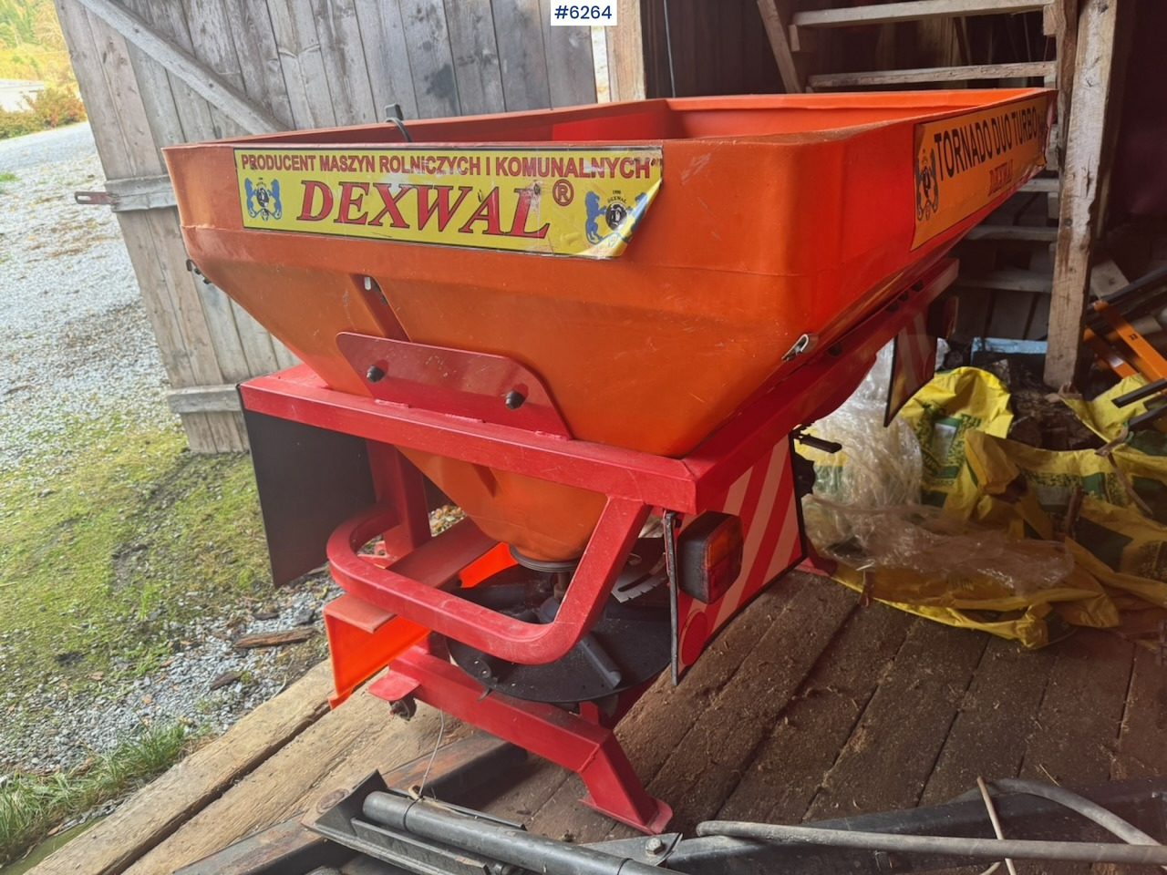 2015 Dexwal Tornado fertilizer spreader - آلة رش السماد: صورة 3 2015 Dexwal Tornado fertilizer spreader - آلة رش السماد: صورة 3