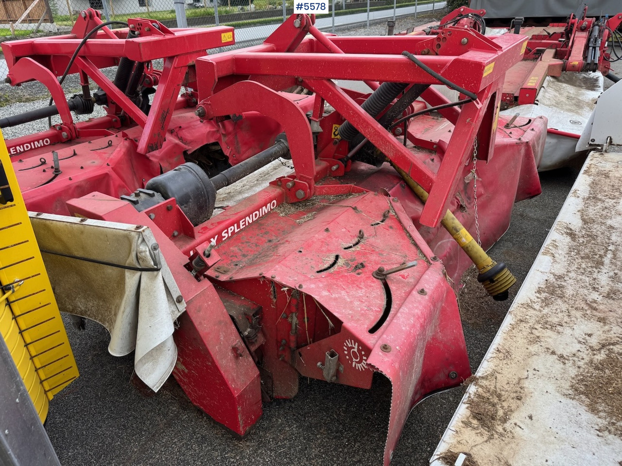 2015 Lely Splendimo 320 FC - معدات تيبيس التبن: صورة 1 2015 Lely Splendimo 320 FC - معدات تيبيس التبن: صورة 1