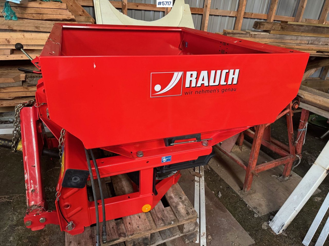 2015 RAUCH MDS 12.1 Fertiliser Spreader - آلة رش السماد: صورة 2 2015 RAUCH MDS 12.1 Fertiliser Spreader - آلة رش السماد: صورة 2